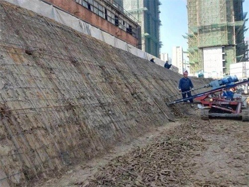 淮上建筑边坡支护